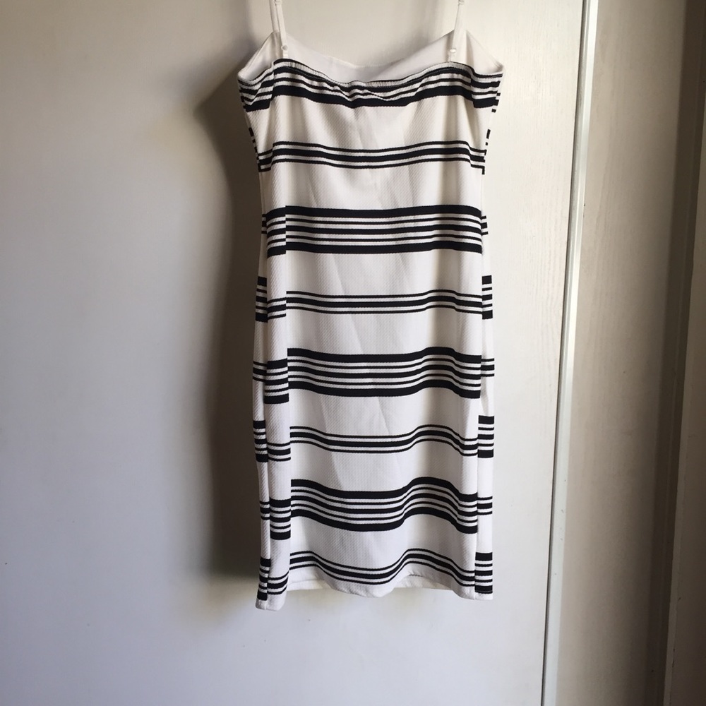 Mini Dress - Picture 2 of 4